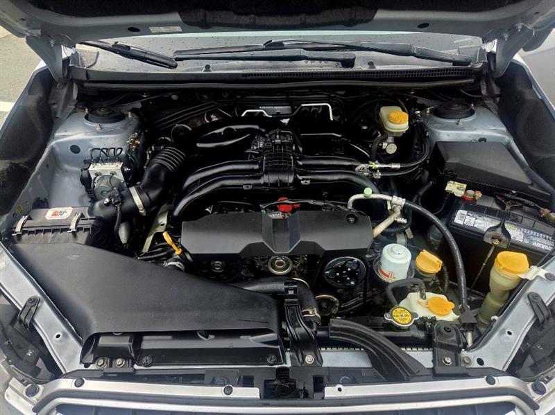Subaru Impreza Premium 5-Door 2012