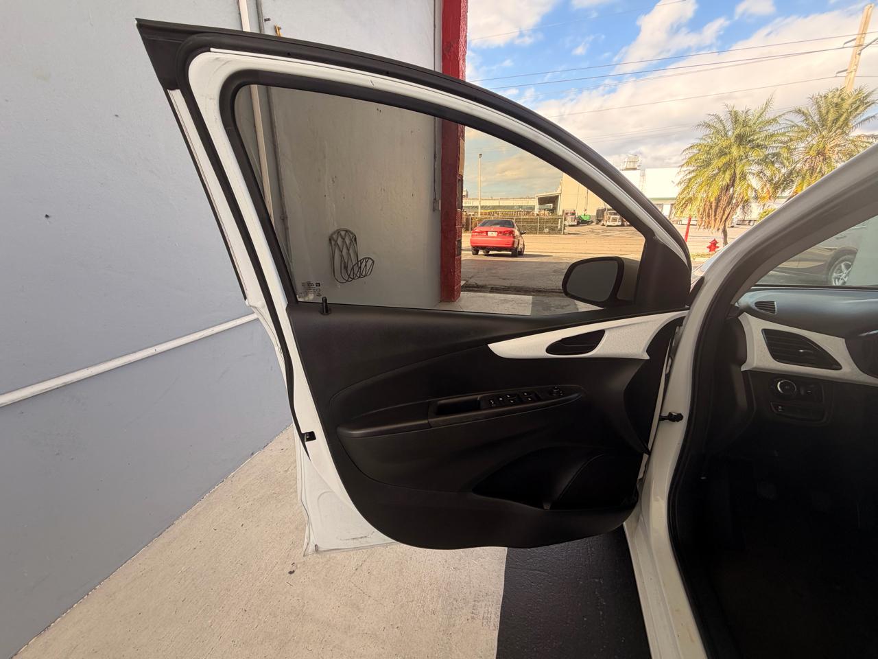 Chevrolet Spark 1LT Manual 2016