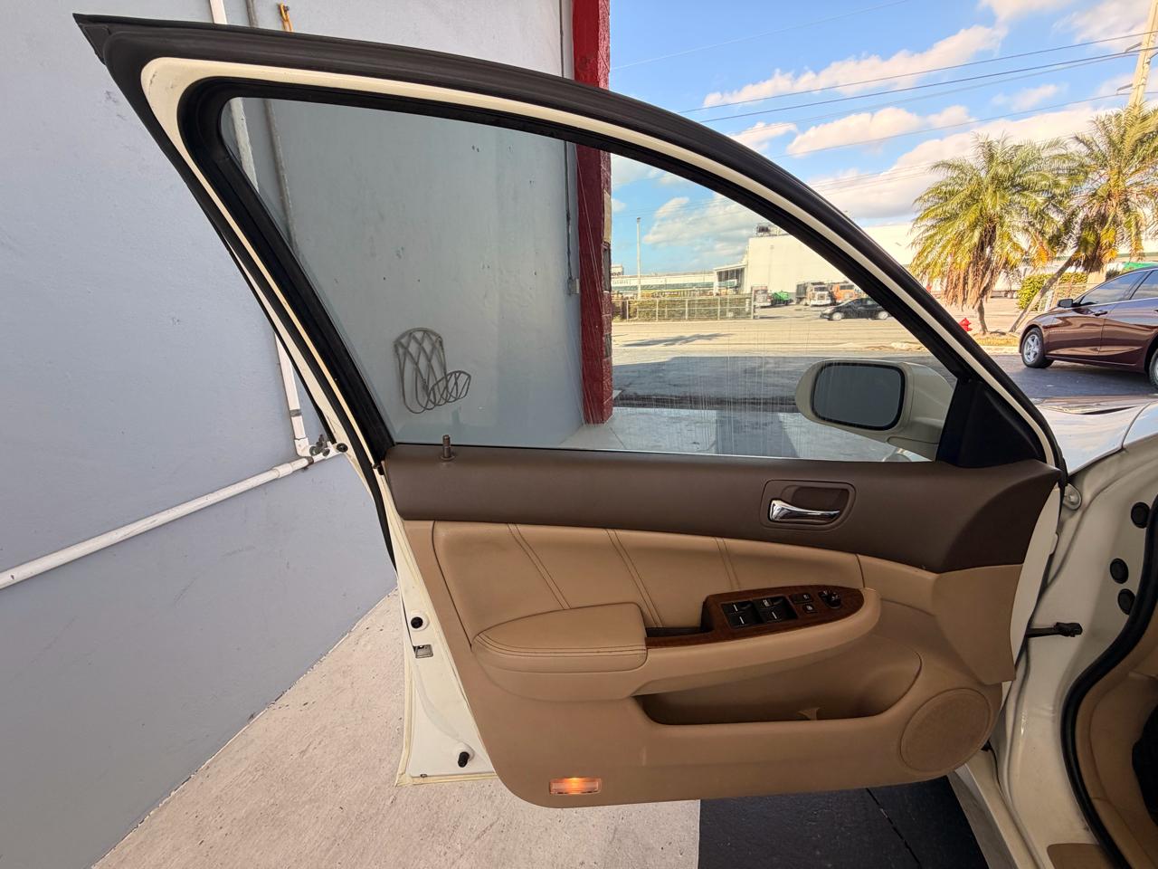 Honda Accord Hybrid 5-Speed AT 2007