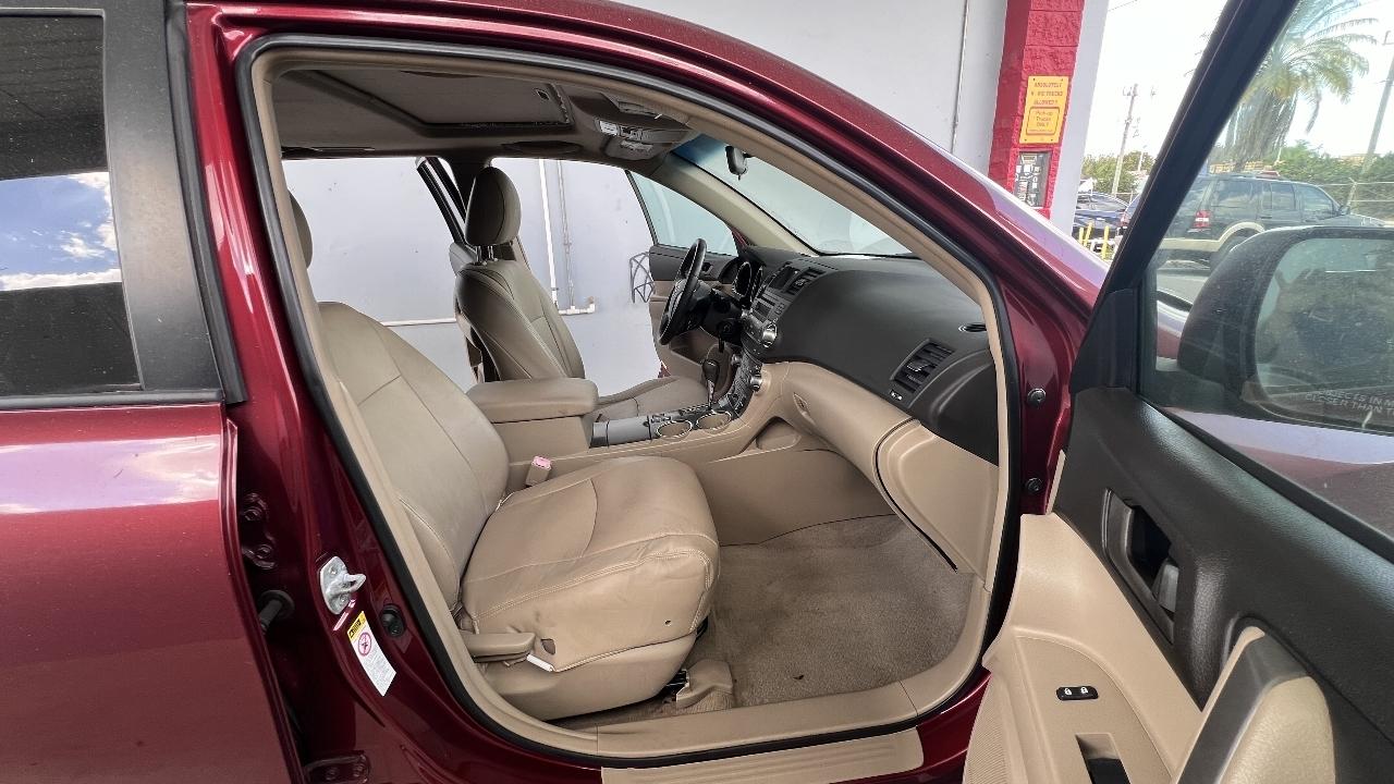 Toyota Highlander Sport 2WD 2010