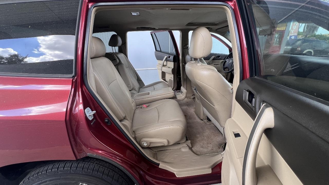 Toyota Highlander Sport 2WD 2010