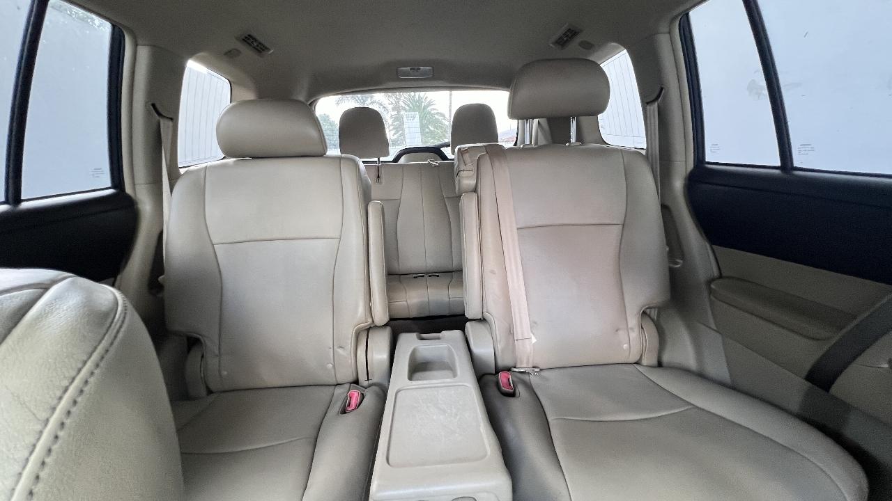 Toyota Highlander Sport 2WD 2010