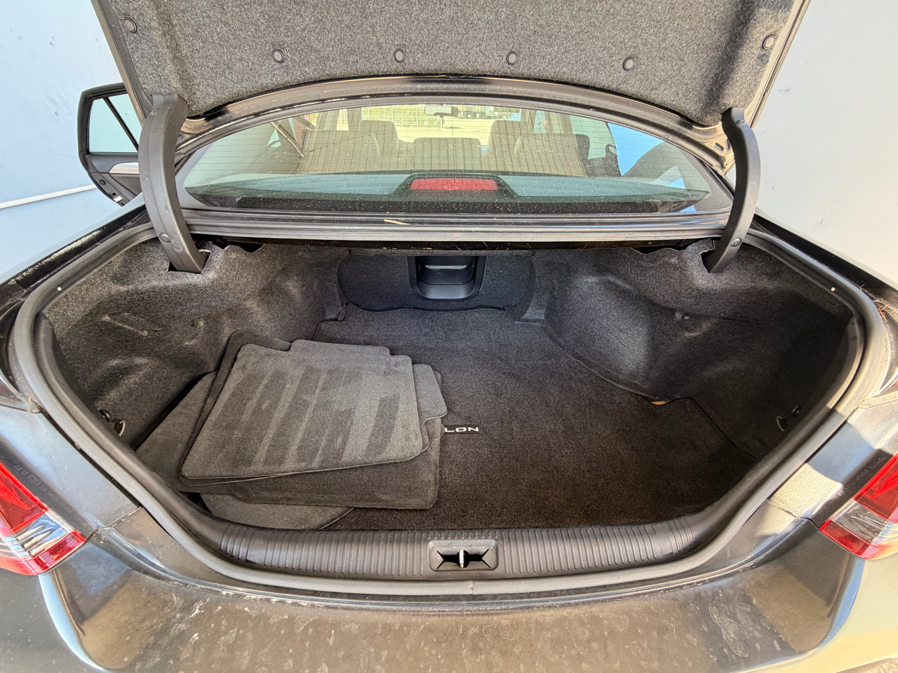 Toyota Avalon XLS 2008