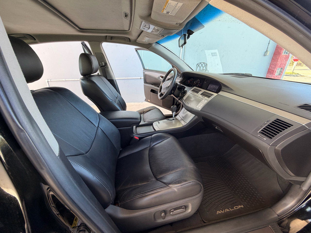 Toyota Avalon XLS 2008