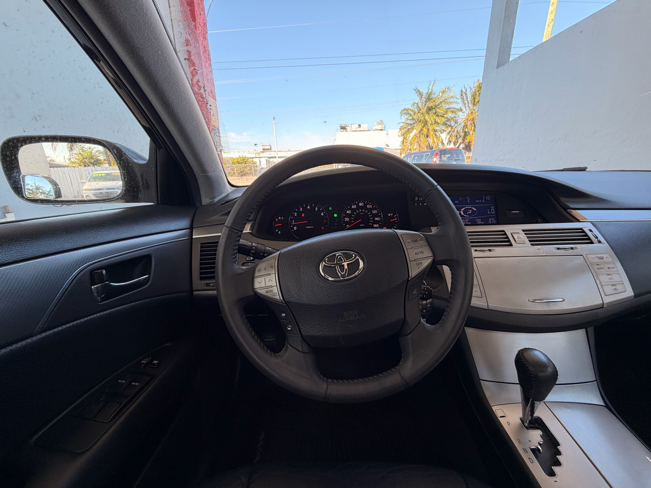 Toyota Avalon XLS 2008