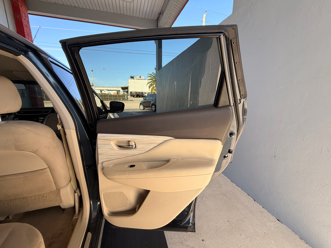 Nissan Murano SV AWD 2015