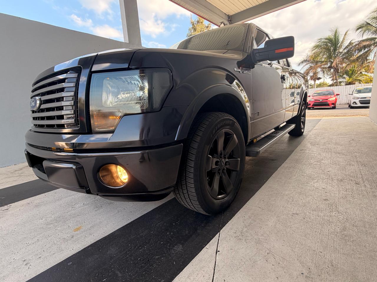 Ford F-150 STX SuperCab 6.5-ft. Bed 2WD 2011