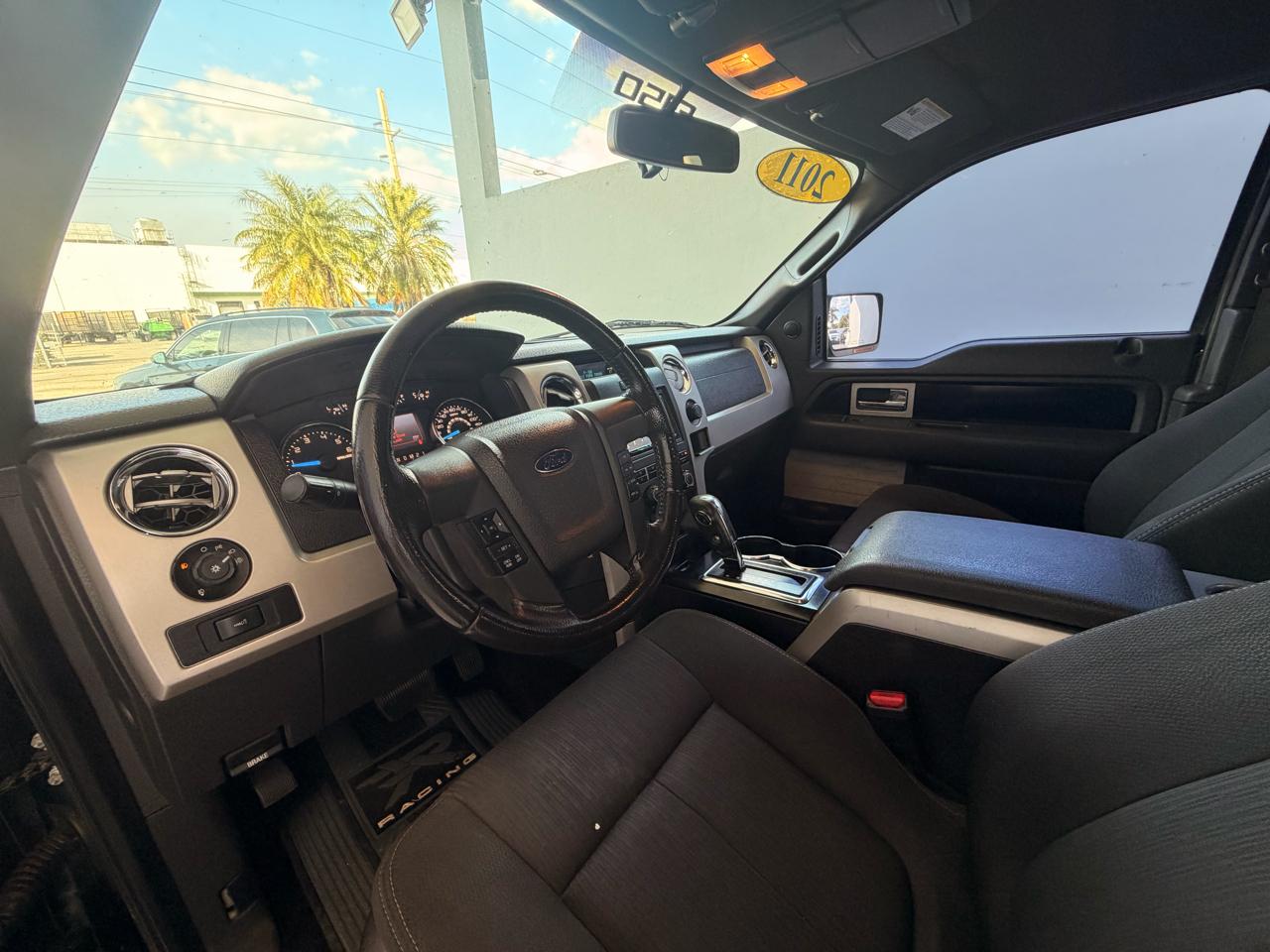 Ford F-150 STX SuperCab 6.5-ft. Bed 2WD 2011