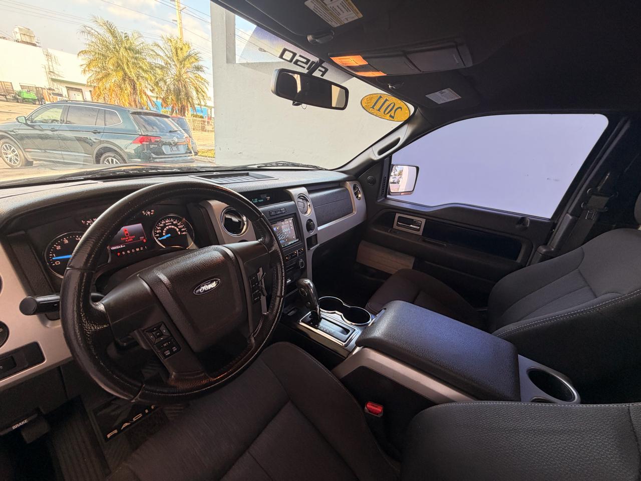 Ford F-150 STX SuperCab 6.5-ft. Bed 2WD 2011