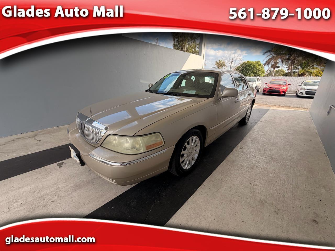 2007 Lincoln Town Car Signature