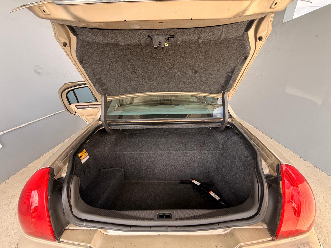 Lincoln Town Car Signature 2007