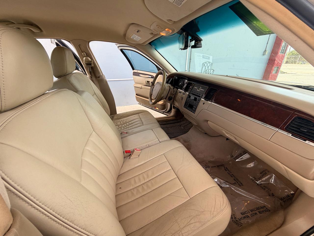 Lincoln Town Car Signature 2007