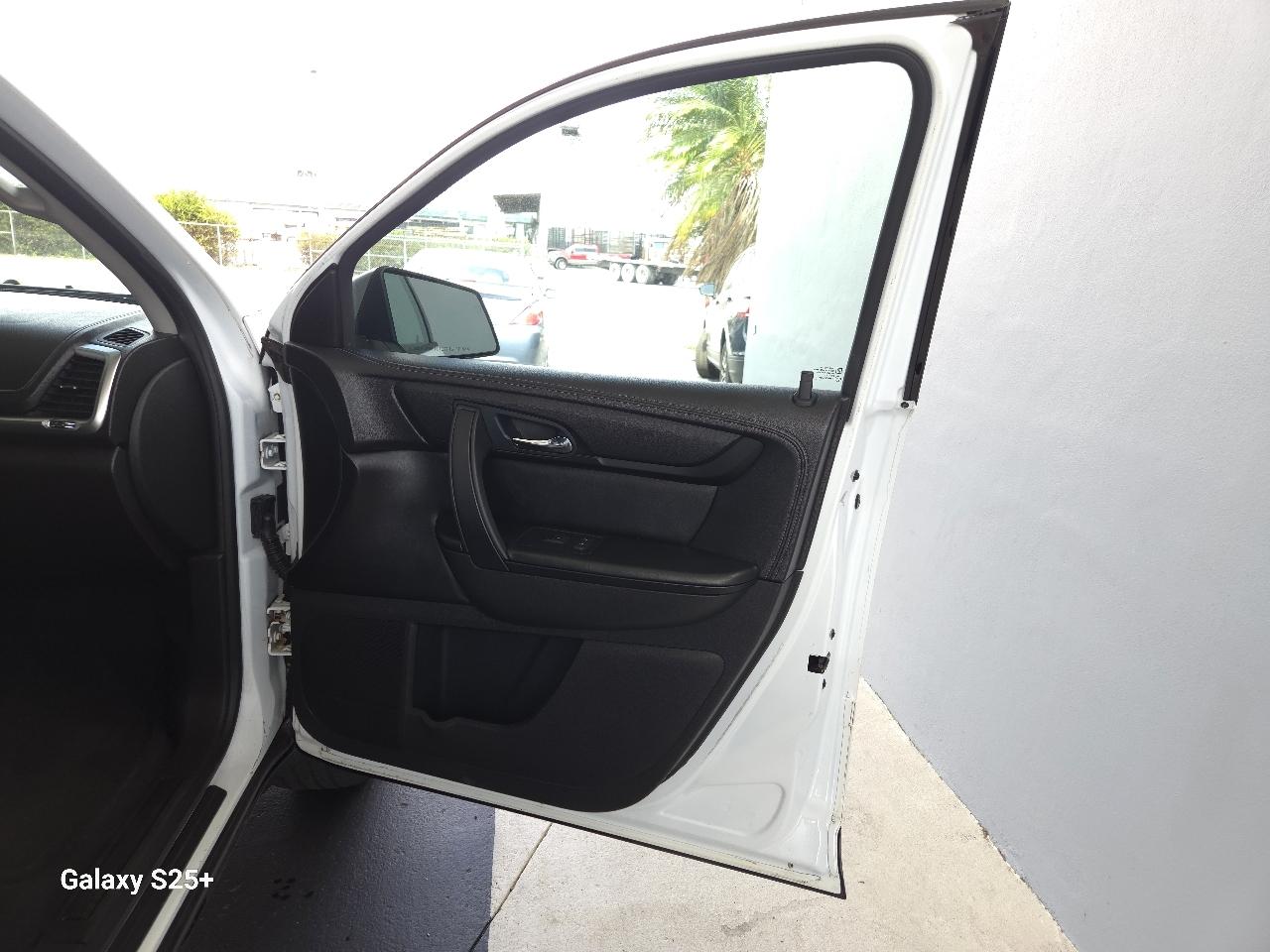 GMC Acadia SLE-1 FWD 2016