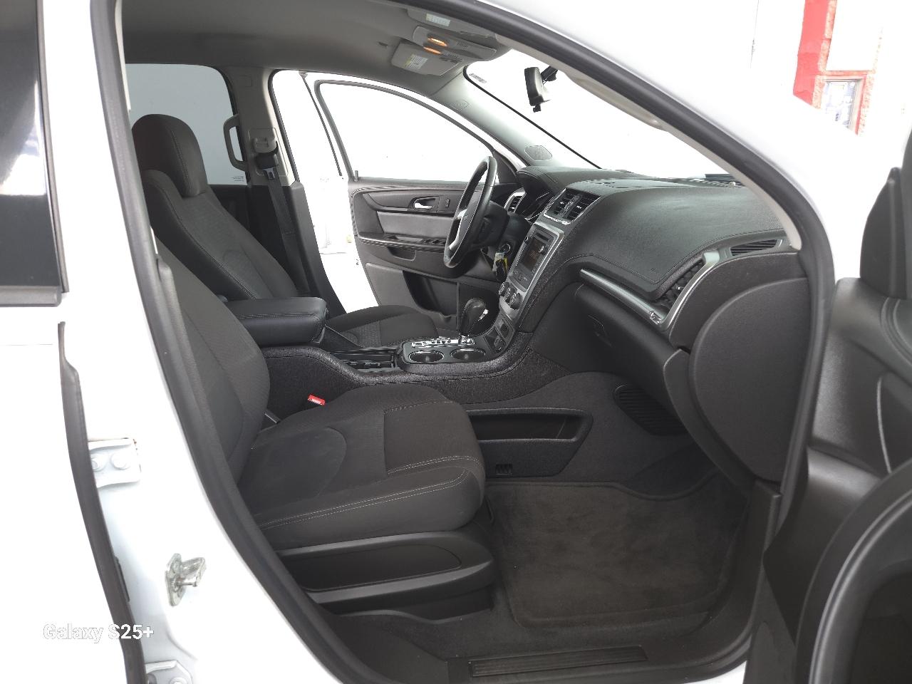 GMC Acadia SLE-1 FWD 2016