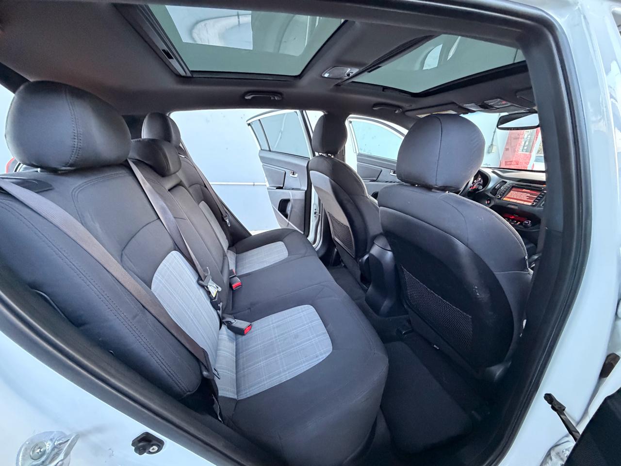 Kia Sportage EX AWD 2011