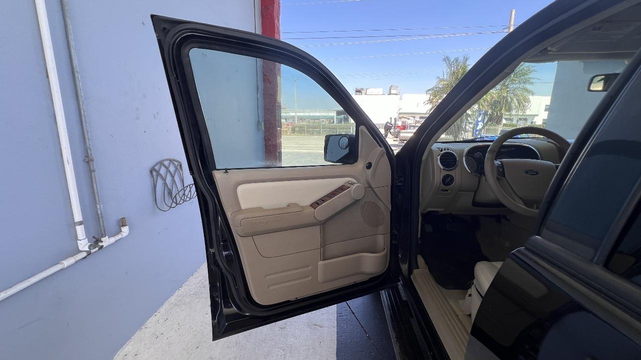 Ford Explorer Eddie Bauer 4.0L 2WD 2008