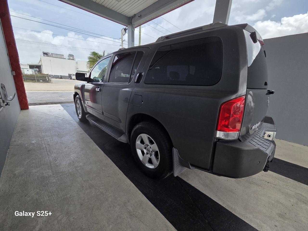 Nissan Armada LE 2WD 2006