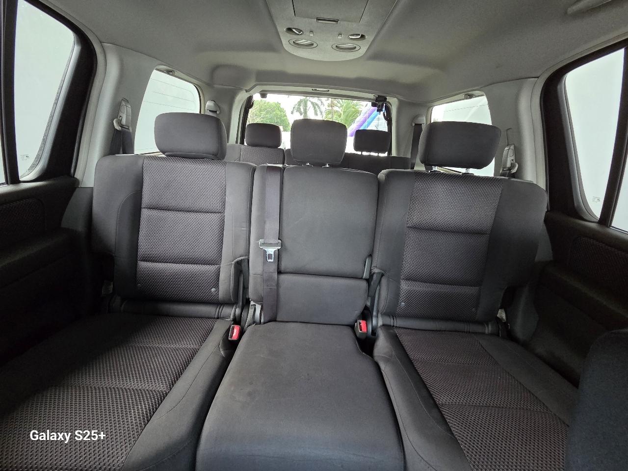 Nissan Armada LE 2WD 2006