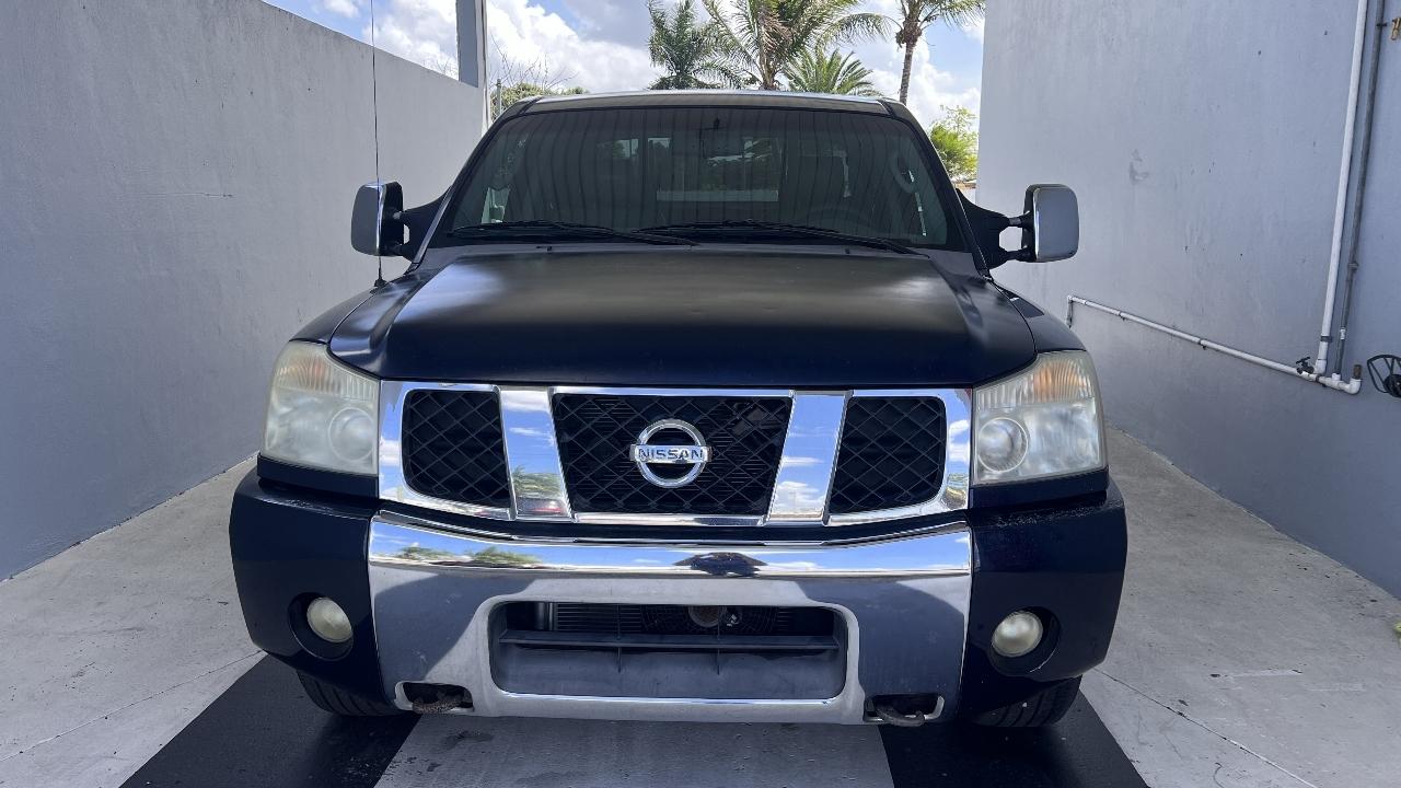 Nissan Titan LE Crew Cab 2WD 2007