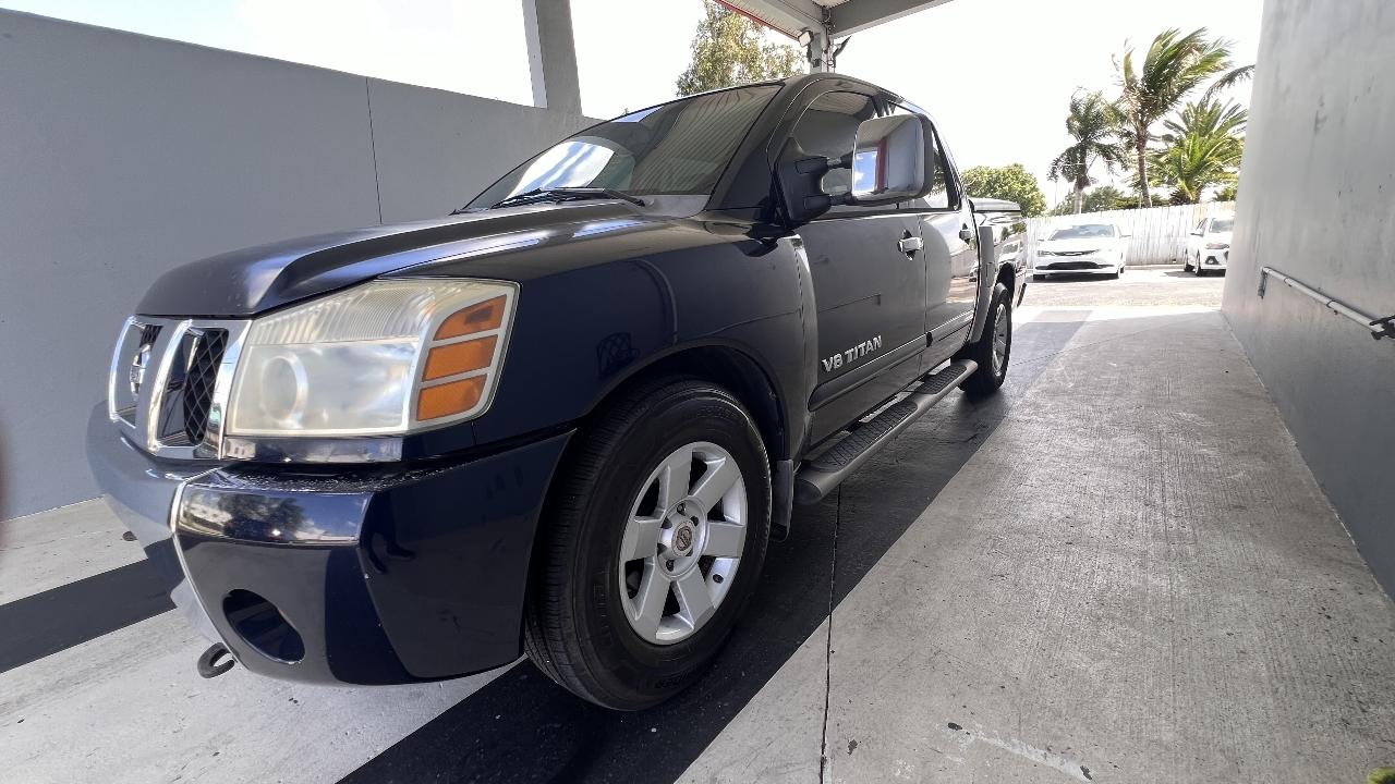 Nissan Titan LE Crew Cab 2WD 2007