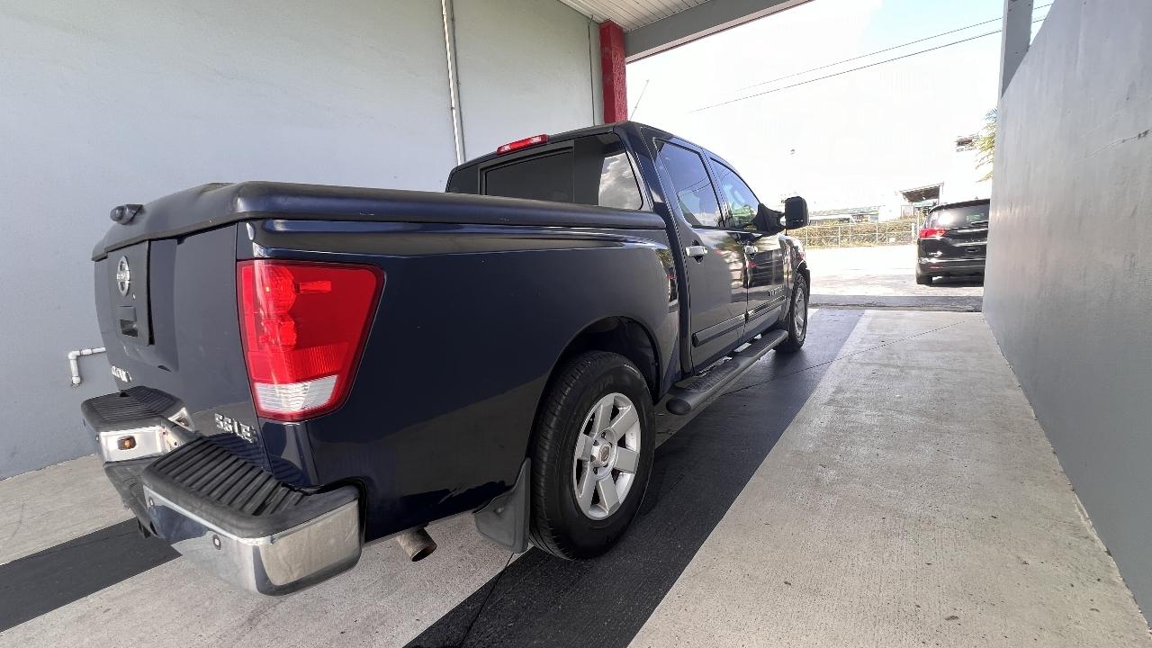 Nissan Titan LE Crew Cab 2WD 2007