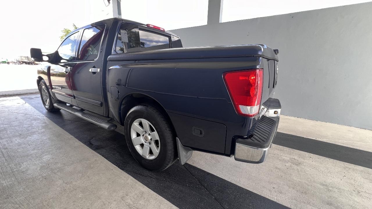 Nissan Titan LE Crew Cab 2WD 2007