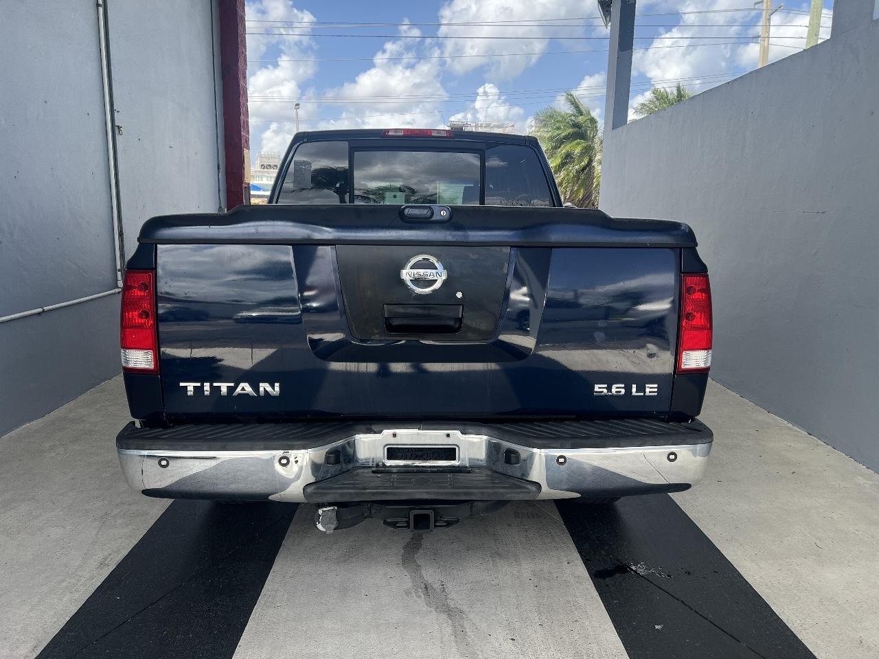 Nissan Titan LE Crew Cab 2WD 2007