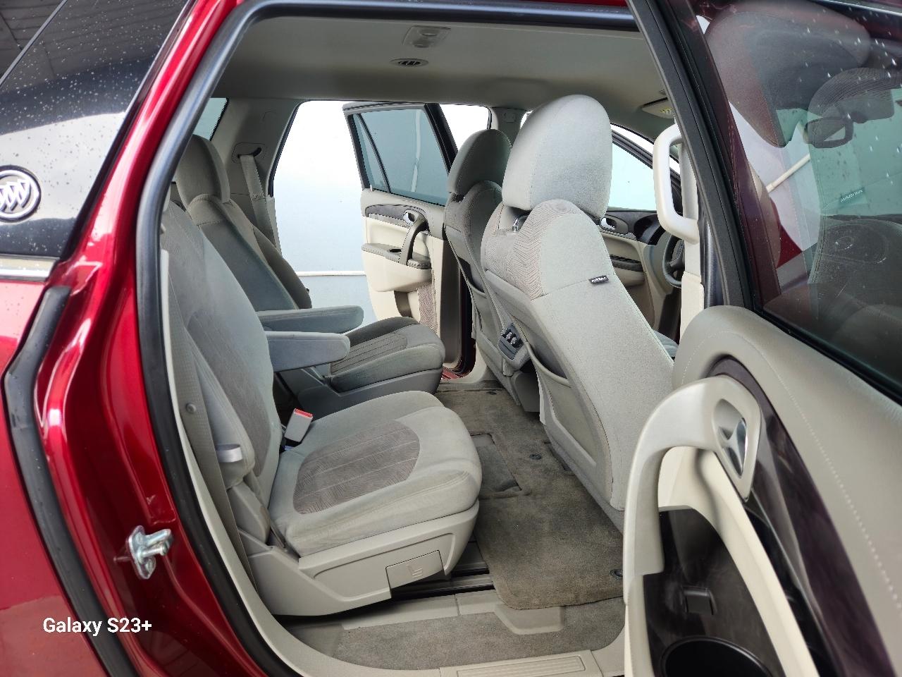 Buick Enclave Convenience FWD 2016