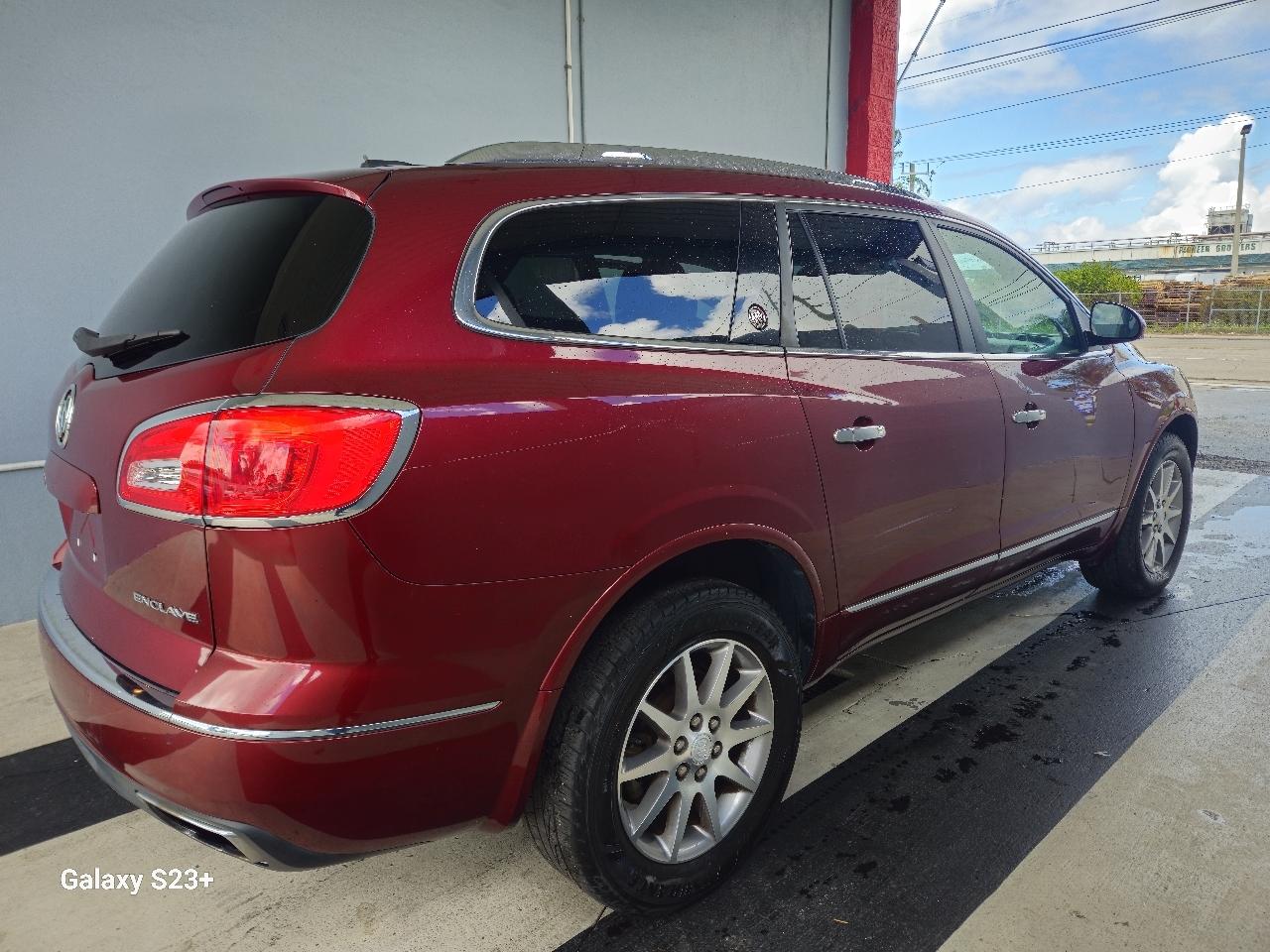 Buick Enclave Convenience FWD 2016