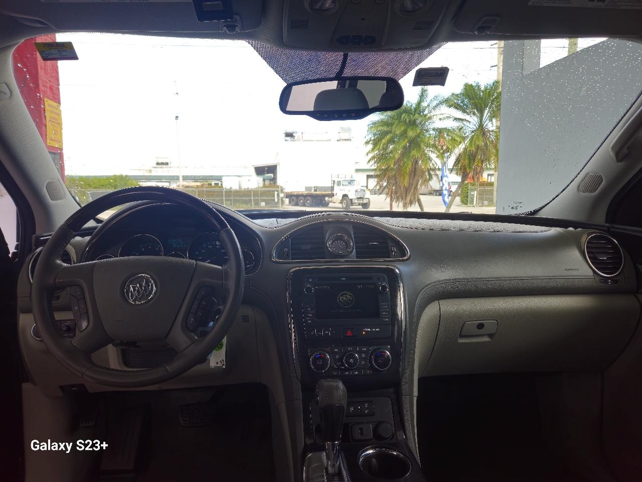 Buick Enclave Convenience FWD 2016