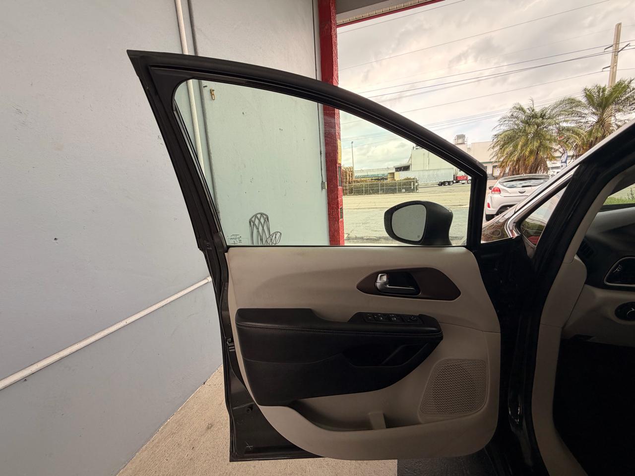 Chrysler Voyager LXI 2020