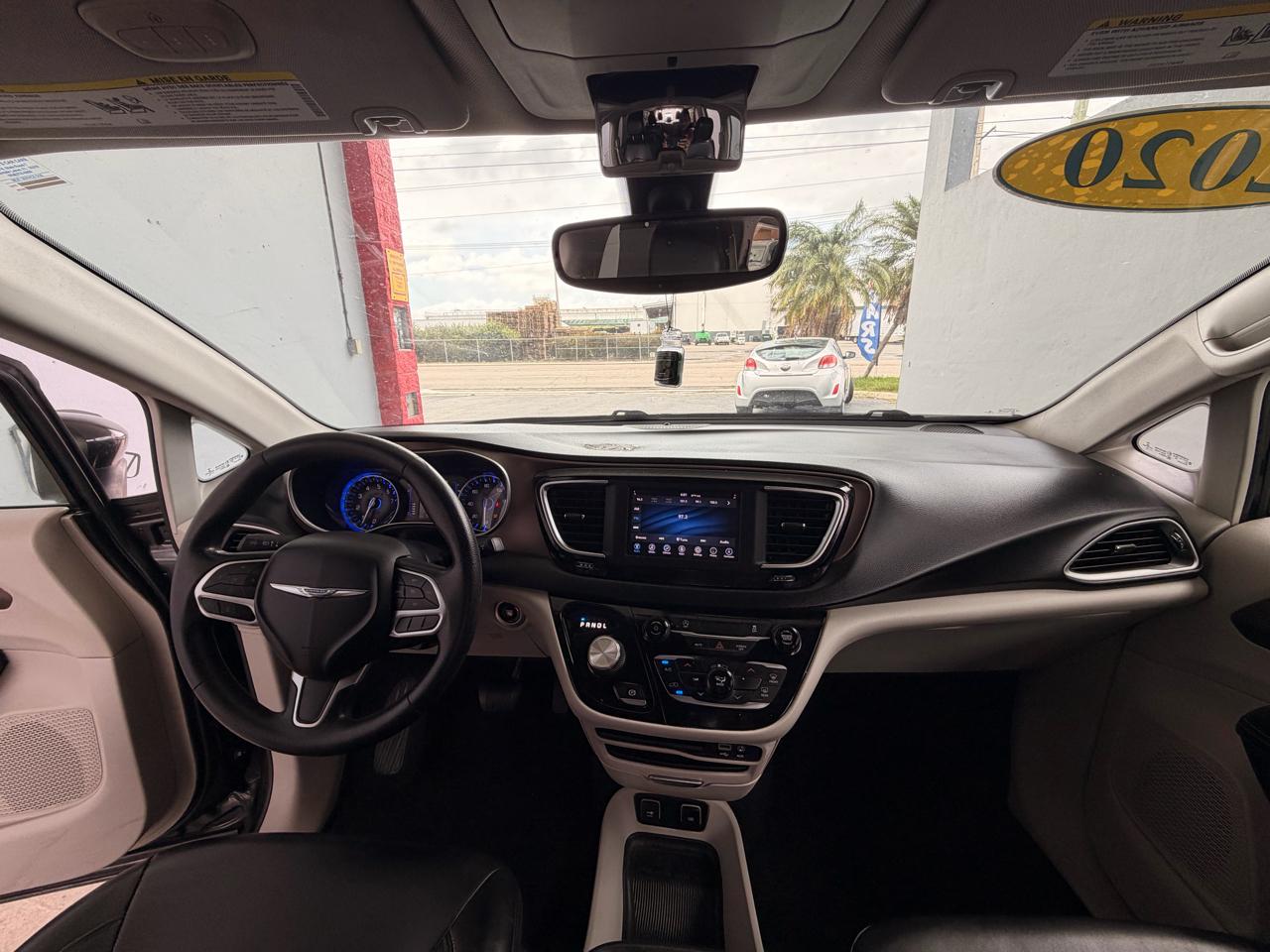Chrysler Voyager LXI 2020