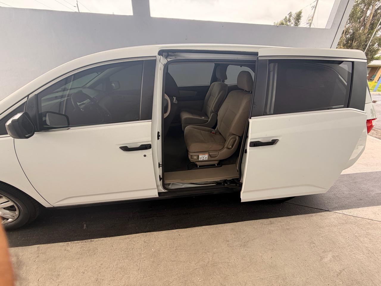 Honda Odyssey LX 2012