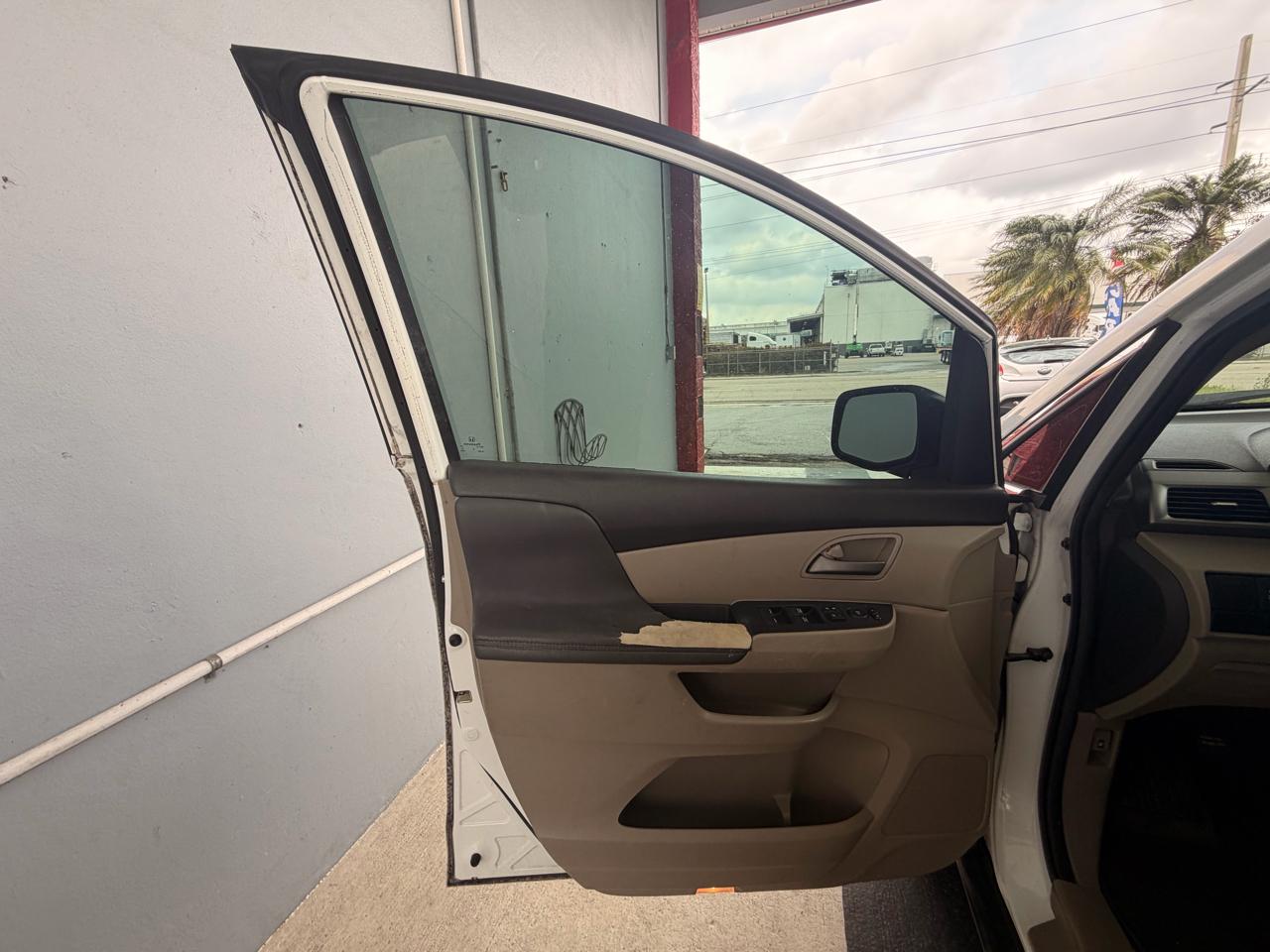 Honda Odyssey LX 2012