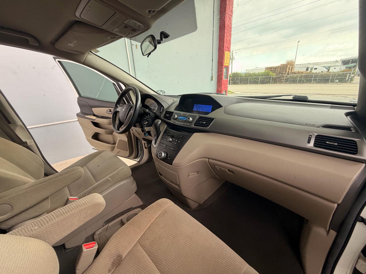 Honda Odyssey LX 2012