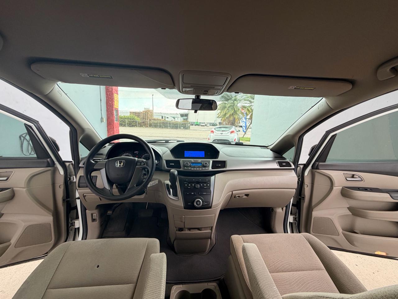 Honda Odyssey LX 2012