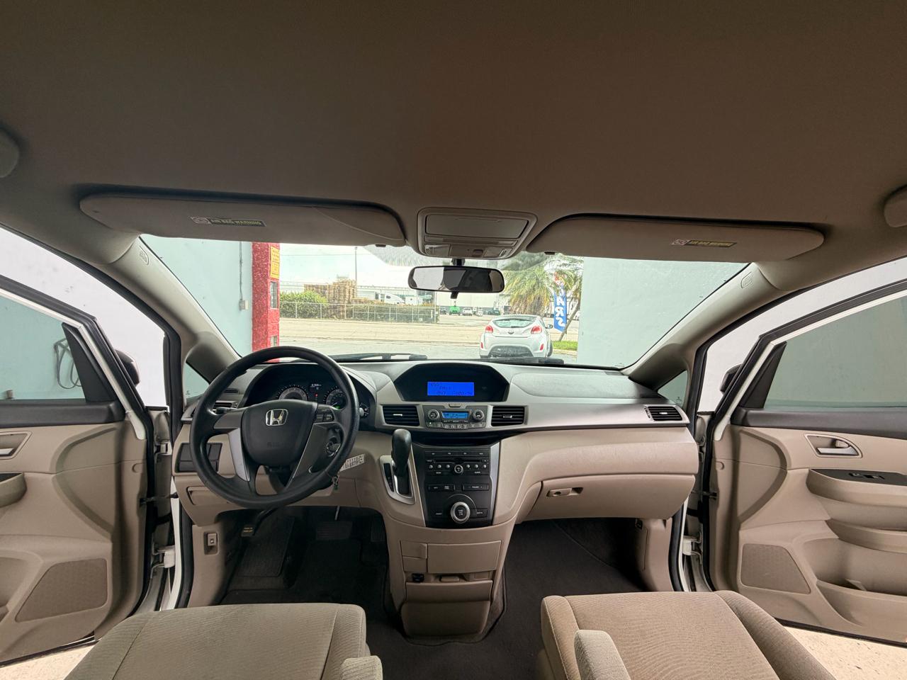 Honda Odyssey LX 2012