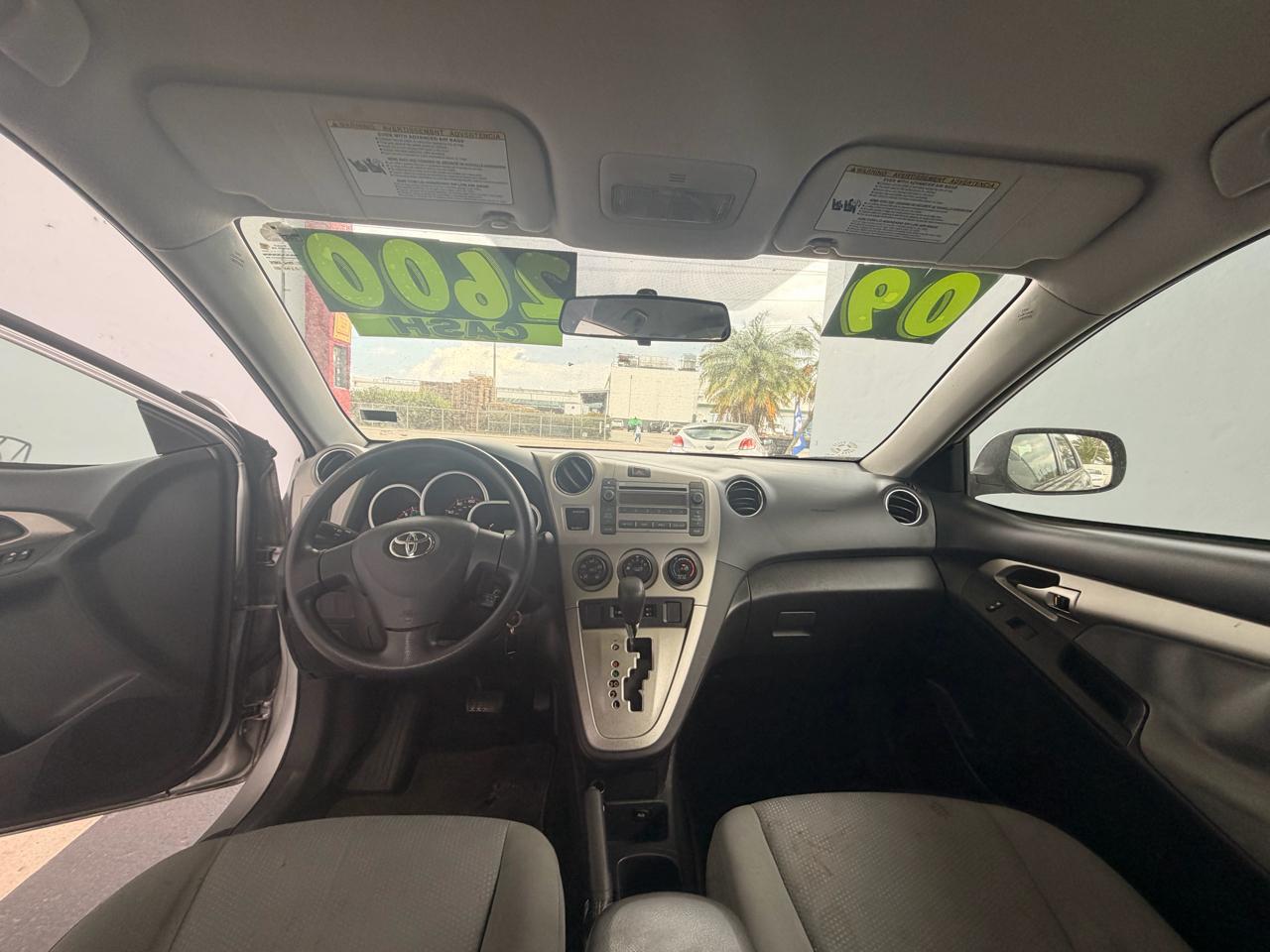 Toyota Matrix Base 4-Speed AT 2009