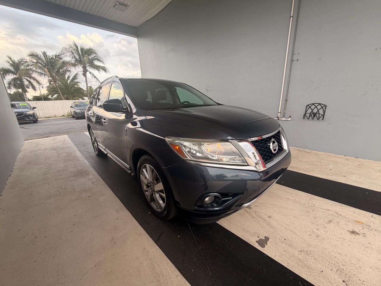 Nissan Pathfinder S 2WD 2016