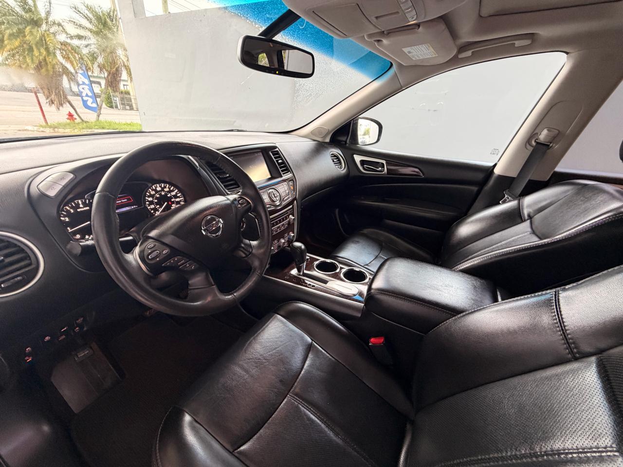 Nissan Pathfinder S 2WD 2016