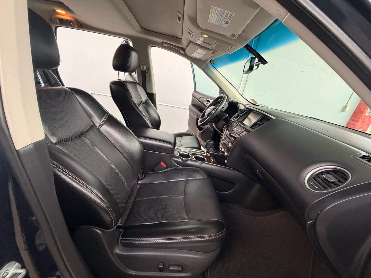 Nissan Pathfinder S 2WD 2016