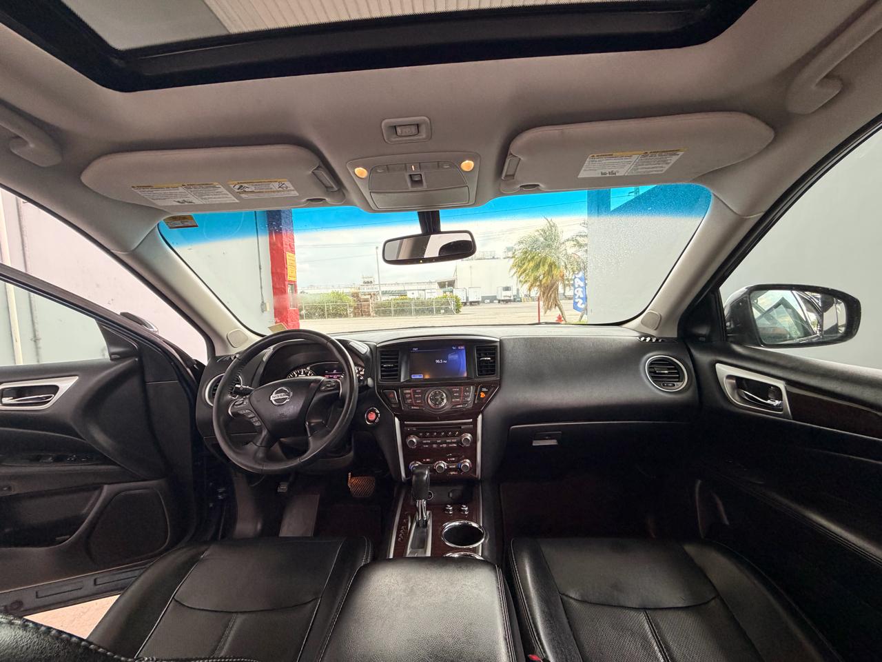 Nissan Pathfinder S 2WD 2016
