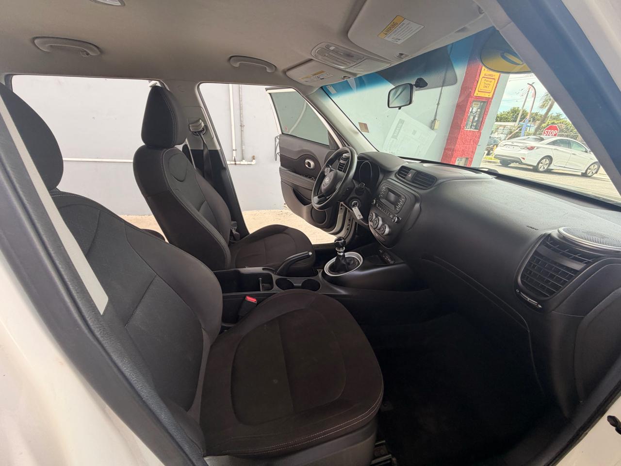 Kia Soul Base 6A 2016