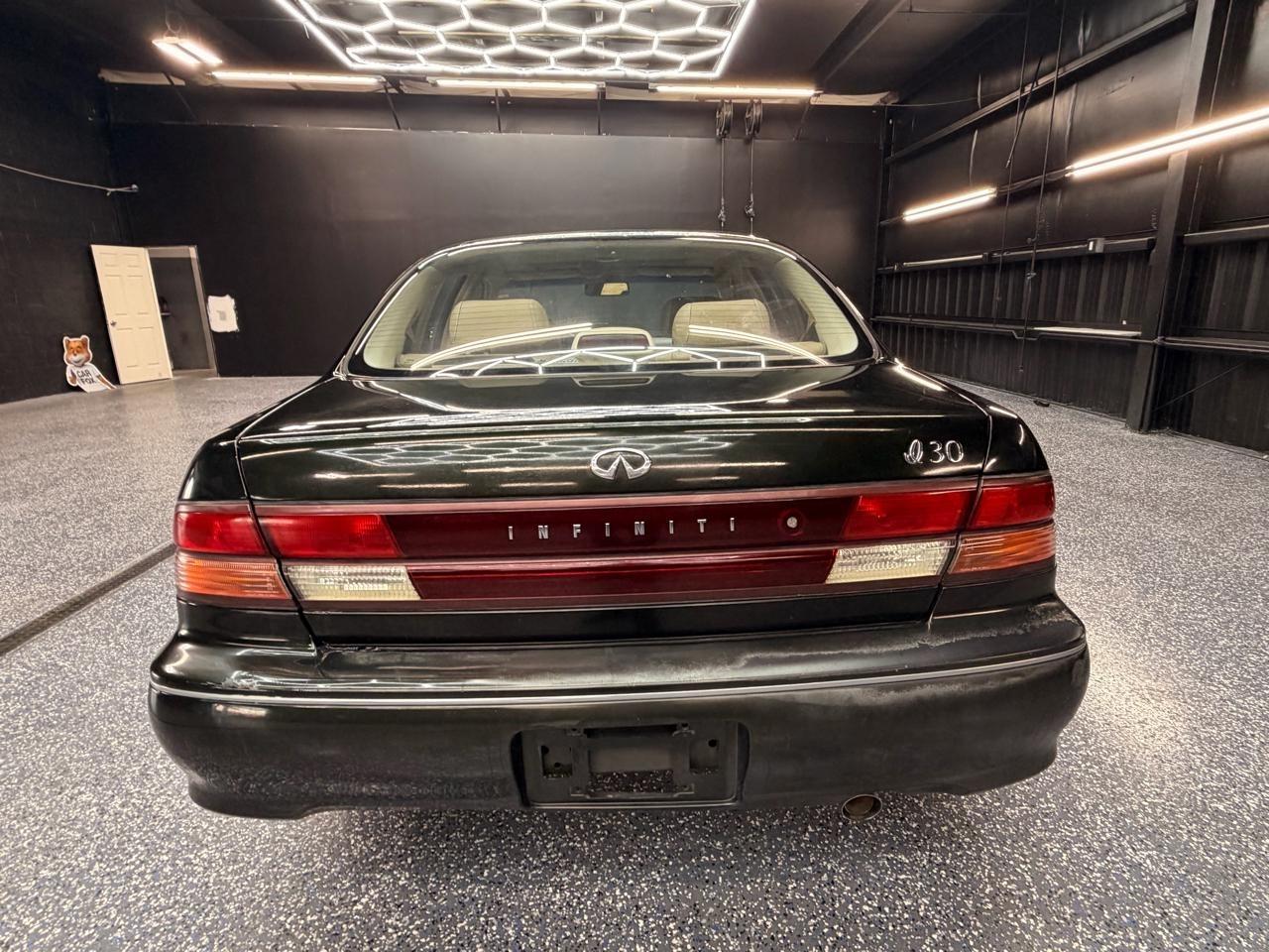 Infiniti I30 Base 1997