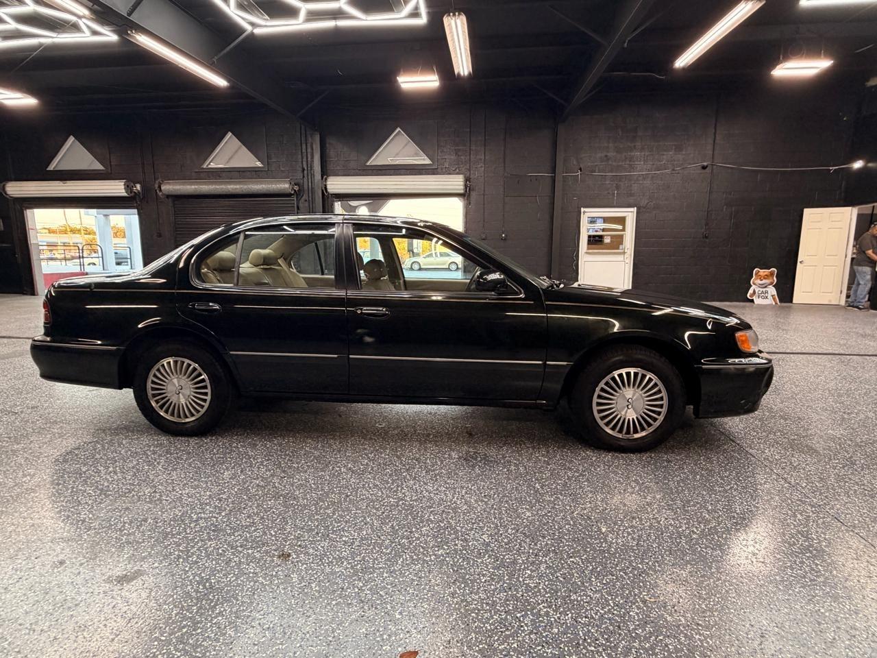 Infiniti I30 Base 1997