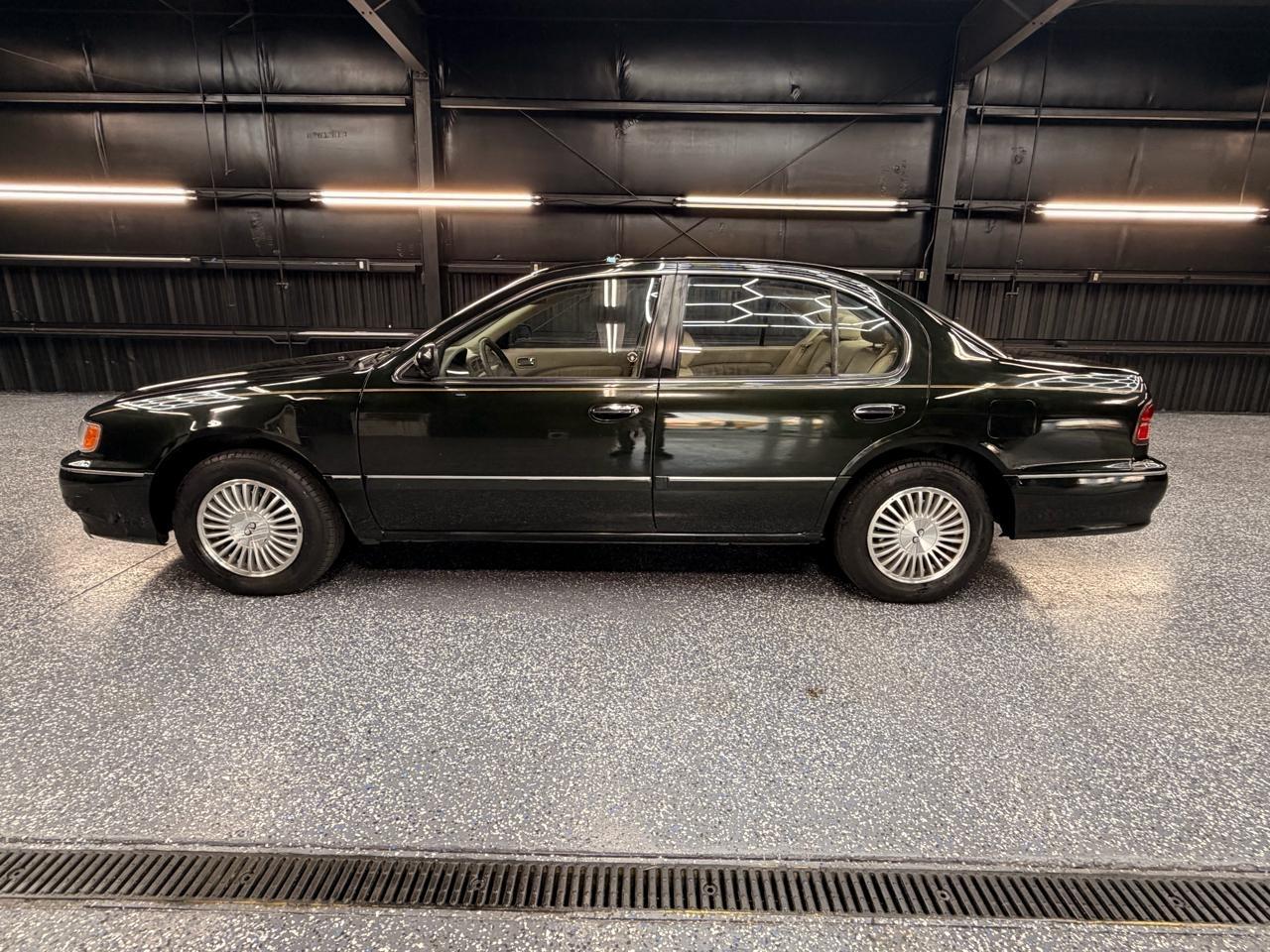 Infiniti I30 Base 1997