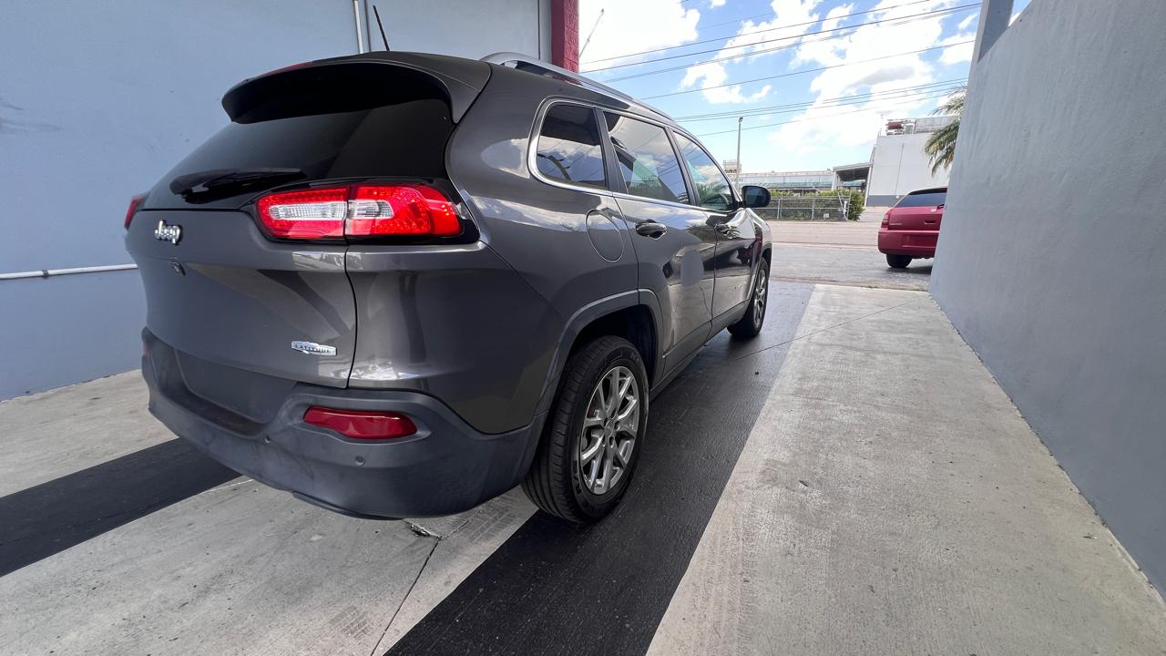 Jeep Cherokee Latitude Plus FWD 2018