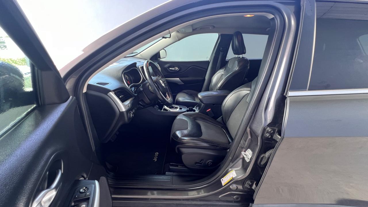 Jeep Cherokee Latitude Plus FWD 2018