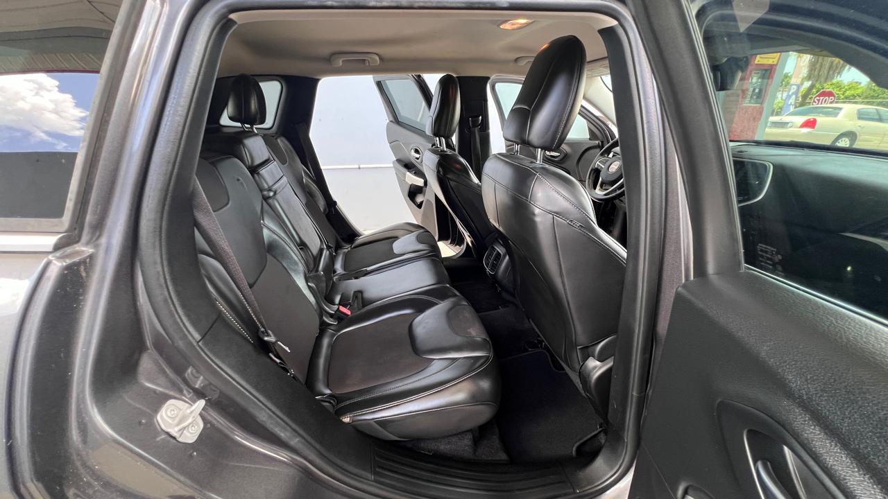 Jeep Cherokee Latitude Plus FWD 2018