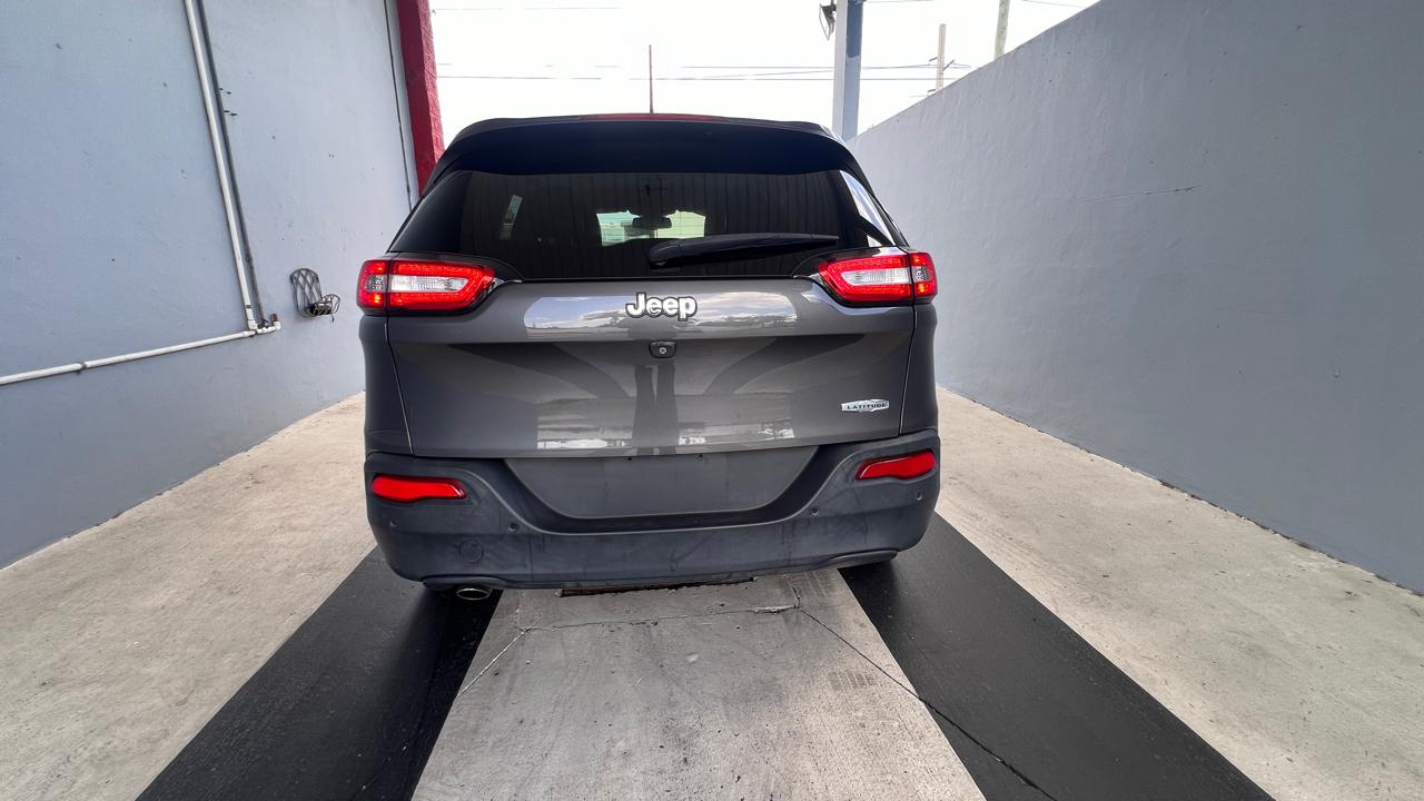 Jeep Cherokee Latitude Plus FWD 2018